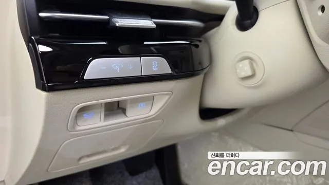 Genesis G80 Бензин 2.5 турбо AWD — Фото автомобиля 27