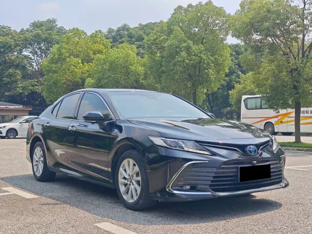Toyota Camry — Фото автомобиля 3
