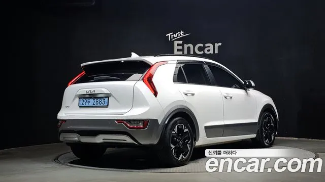 Kia Niro All Niro EV Earth — Фото автомобиля 2