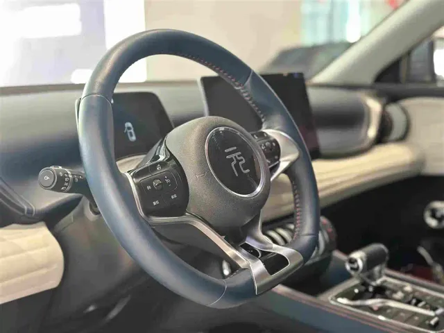 BYD Yuan PLUS — Фото автомобиля 12