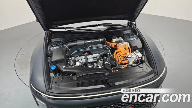 Hyundai Grandeur GN7 — Фото автомобиля 9