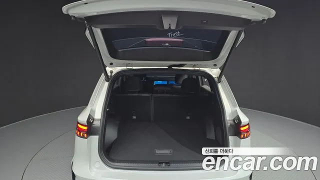 Renault-KoreaSamsung Grand Koleos Grand Koleos 2.0 Esprit Alpine 2WD — Фото автомобиля 27