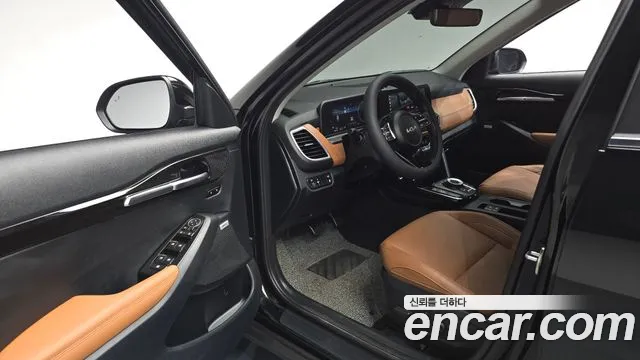 Kia Seltos Бензин 1.6 турбо 2WD — Фото автомобиля 8