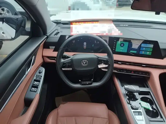 Changan CS75 Plus — Фото автомобиля 10