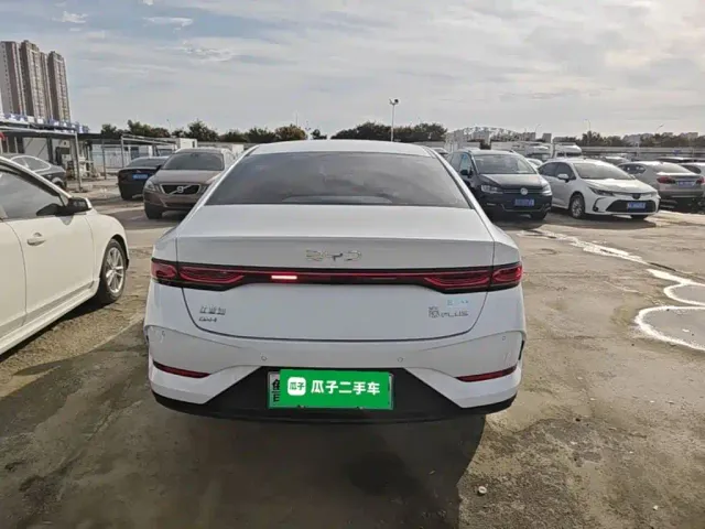 BYD Qin PLUS — Фото автомобиля 5