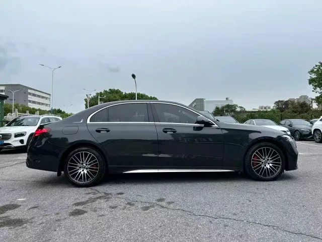 Mercedes-Benz C-Class — Фото автомобиля 4