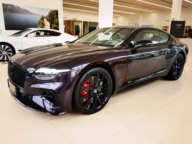 Фотография автомобиля — Bentley Continental Plug-in Hybrid