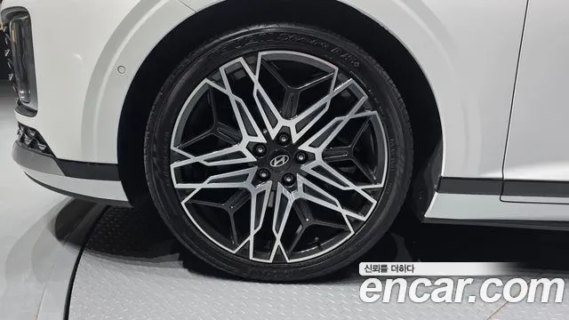 Hyundai Grandeur GN7 — Фото автомобиля 5