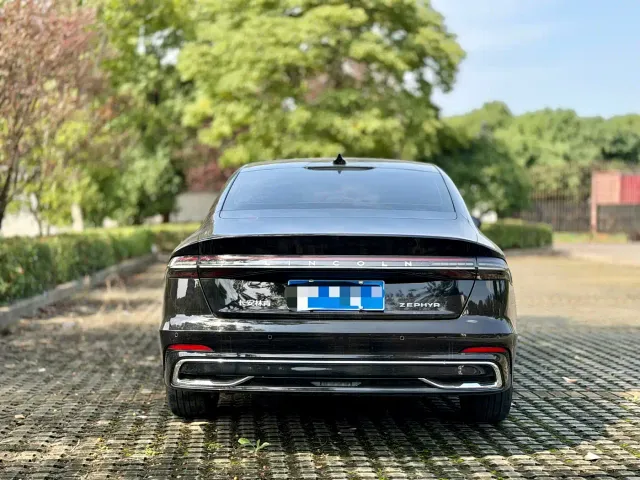 Lincoln Z — Фото автомобиля 25
