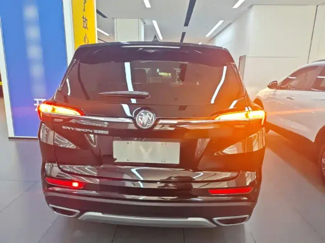 Buick Envision Plus — Фото автомобиля 5
