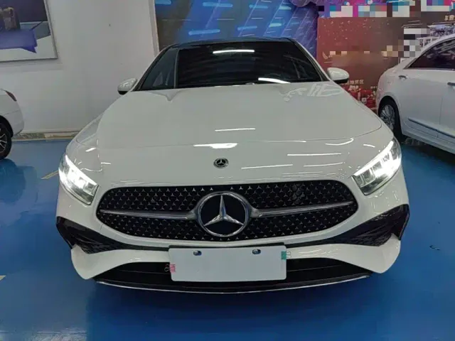 Mercedes-Benz A-Class — Фото автомобиля 2