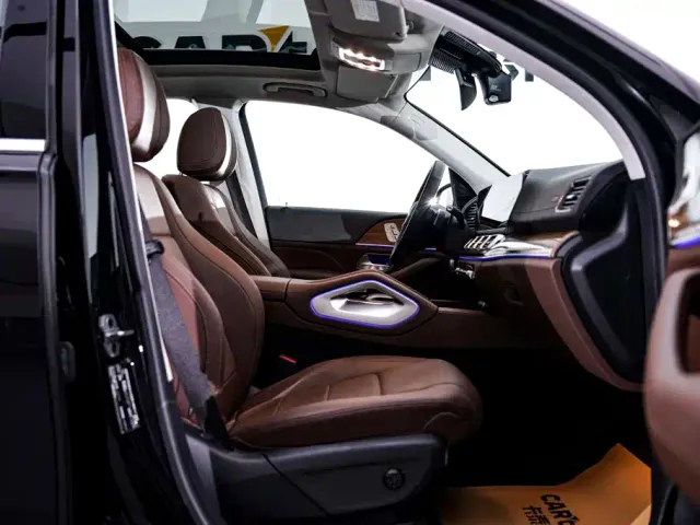 Mercedes-Benz GLE-Class — Фото автомобиля 19