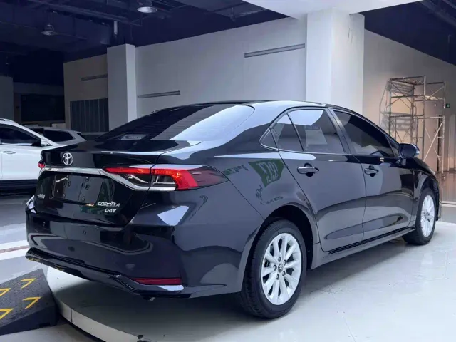 Toyota Corolla — Фото автомобиля 6