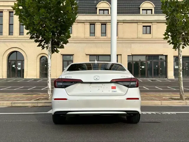 Honda Civic — Фото автомобиля 8