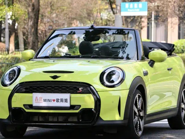 Фотография автомобиля — MINI Hatch