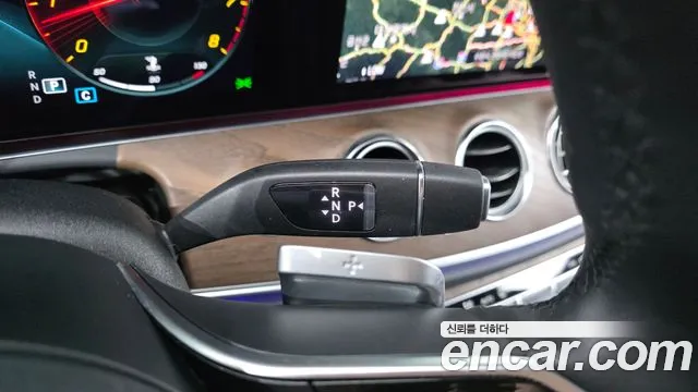 Mercedes-Benz E-Class W213 — Фото автомобиля 12