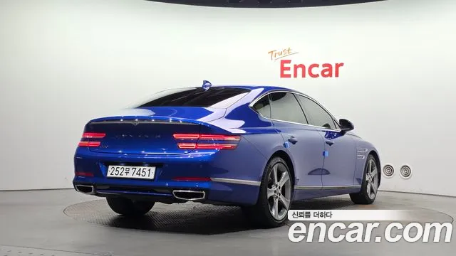Genesis G80 RG3 — Фото автомобиля 2