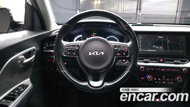 Kia Niro Niro Plus Air — Фото автомобиля 14
