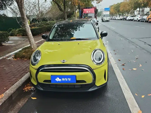 MINI Hatch — Фото автомобиля 2