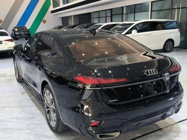 Audi A6L — Фото автомобиля 15