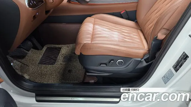 Genesis GV70 — Фото автомобиля 29
