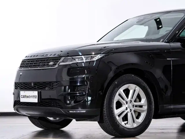 Land Rover Range Rover Sport — Фото автомобиля 5