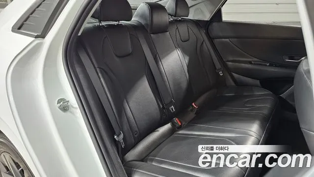 Hyundai AVANTE Modern — Фото автомобиля 11