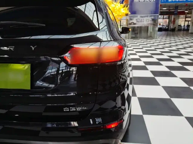 Chery Tiggo 8 — Фото автомобиля 7