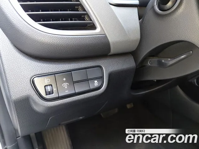 Kia Seltos Новый Seltos Бензин 2.0 2WD — Фото автомобиля 20