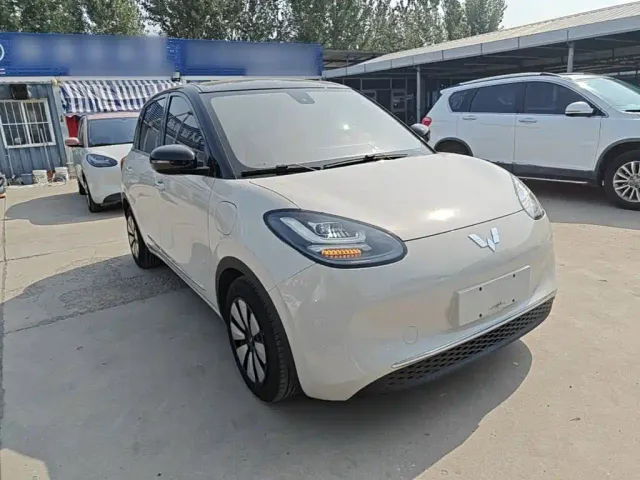 Wuling Bingo — Фото автомобиля 3