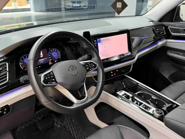 Volkswagen Teramont — Фото автомобиля 9