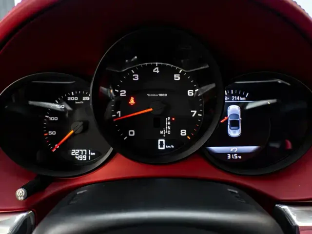 Porsche 718 — Фото автомобиля 20