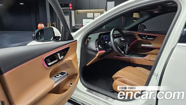 Mercedes-Benz E-Class — Фото автомобиля 10