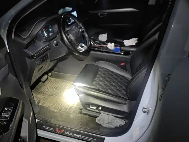 Wuling Asta — Фото автомобиля 9