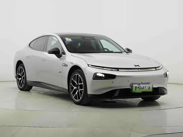 Xpeng P7 — Фото автомобиля 2