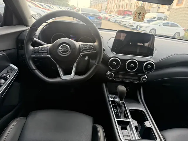 Nissan Sylphy — Фото автомобиля 4