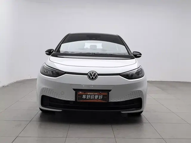 Volkswagen ID.3 — Фото автомобиля 3