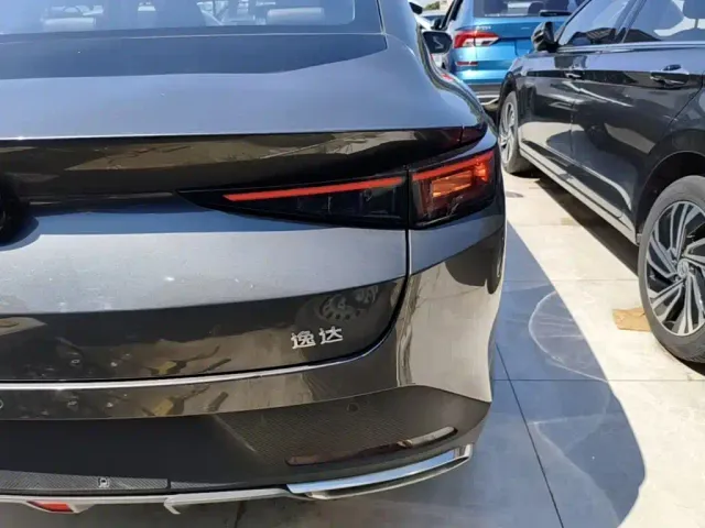 Changan Lamore — Фото автомобиля 7