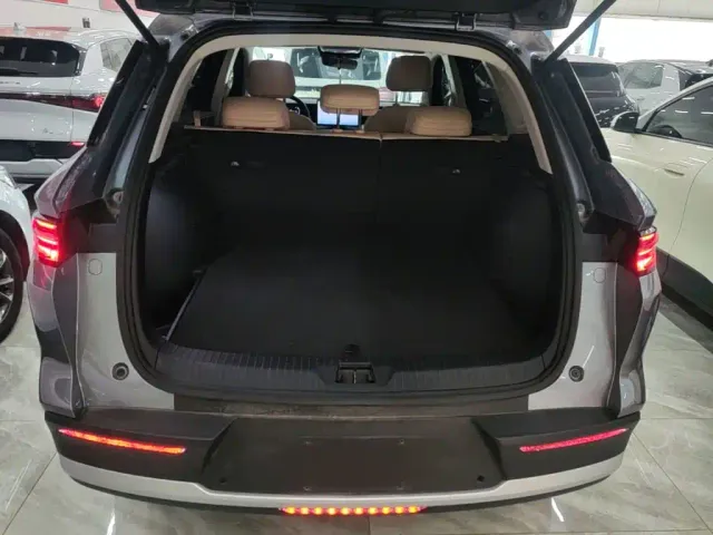 BYD Song Pro — Фото автомобиля 18