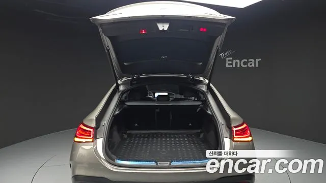 Mercedes-Benz GLE-Class — Фото автомобиля 17