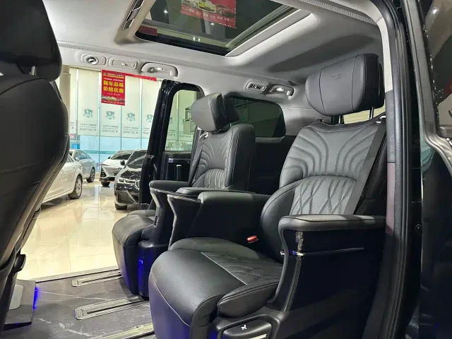 GAC Trumpchi M8 — Фото автомобиля 14