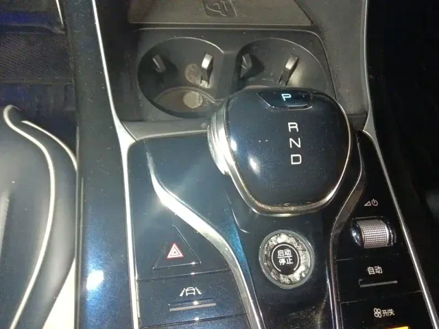 BYD Qin PLUS — Фото автомобиля 10