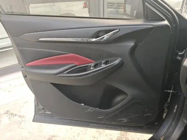 Changan Oushang X5 — Фото автомобиля 7