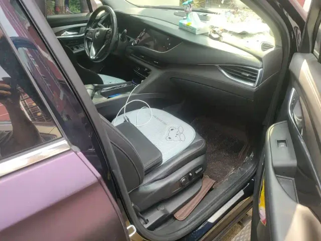 Buick Enclave — Фото автомобиля 17