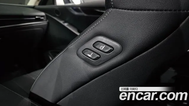 Genesis G80 RG3 — Фото автомобиля 30