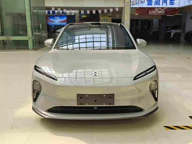 Nio ET5 — Фото автомобиля 2