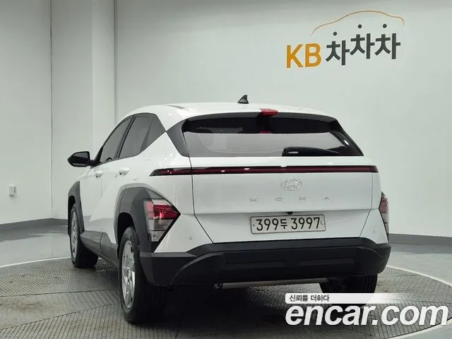 Hyundai Kona — Фото автомобиля 2
