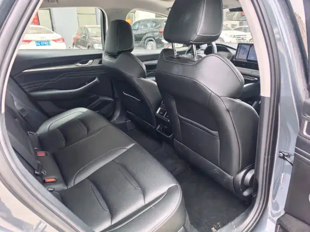 Geely Xingrui — Фото автомобиля 9