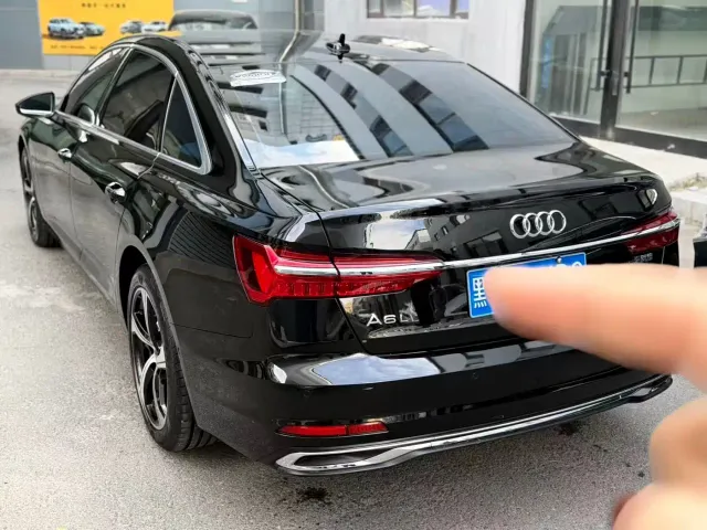 Audi A6L — Фото автомобиля 4