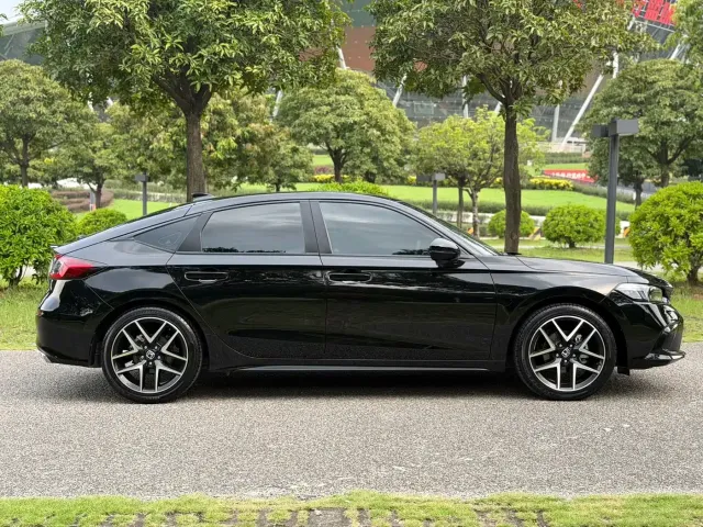 Honda Civic — Фото автомобиля 8